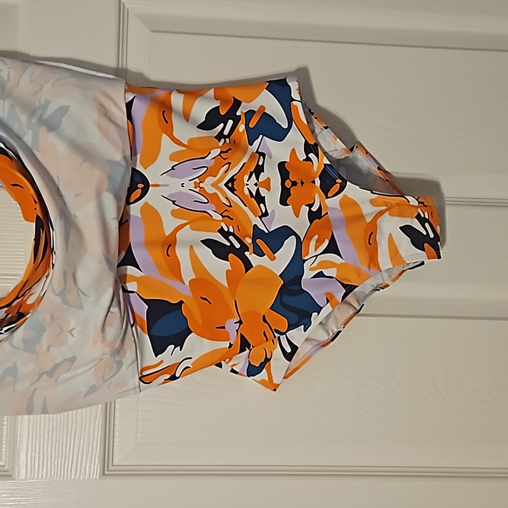 XL One Piece Bathing Suit - Picture 3 of 4